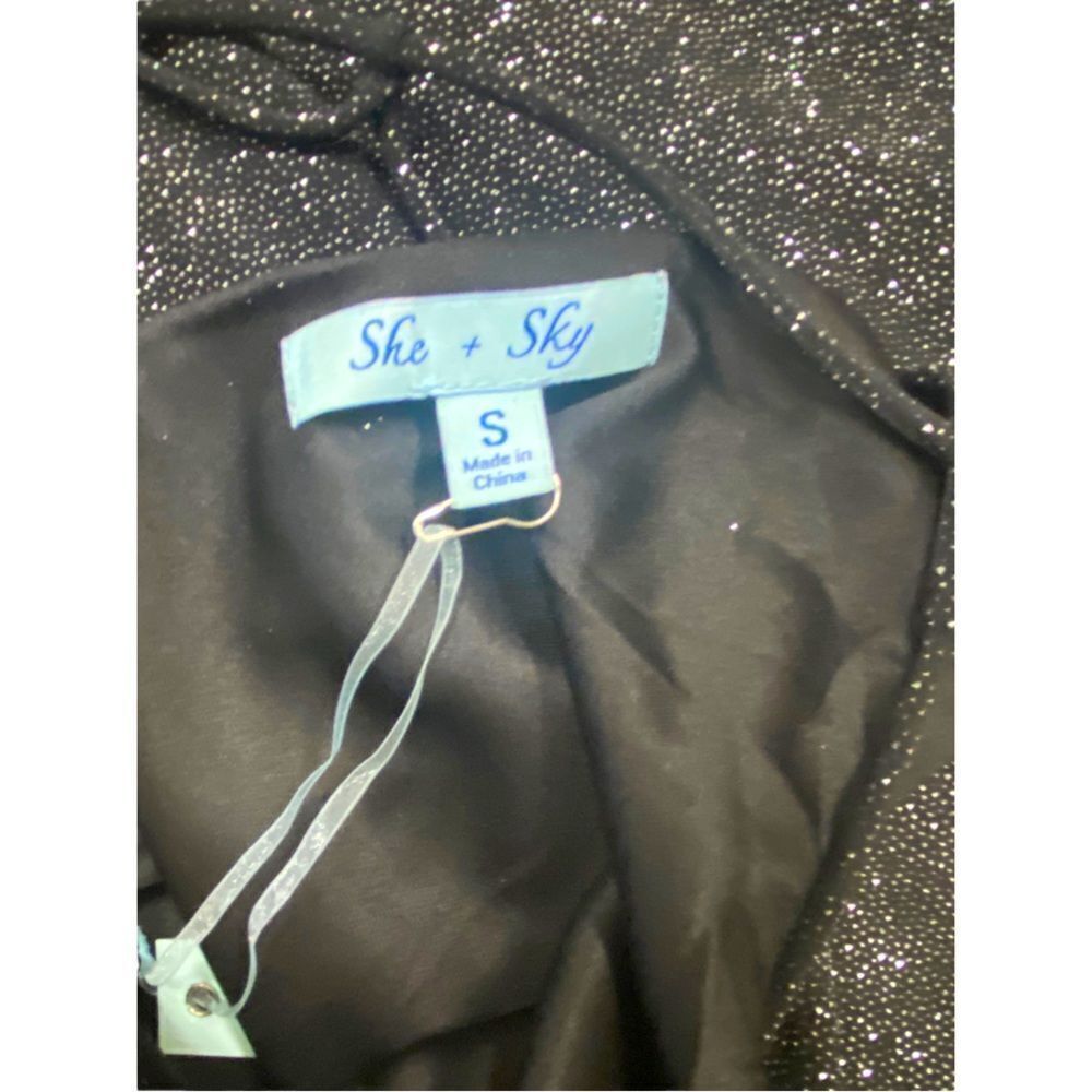 🆕 Metallic Spaghetti Strap Dress - Picture 4 of 6
